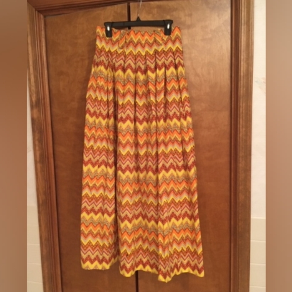 S/W/F, M, Sol - Picture 2 of 3